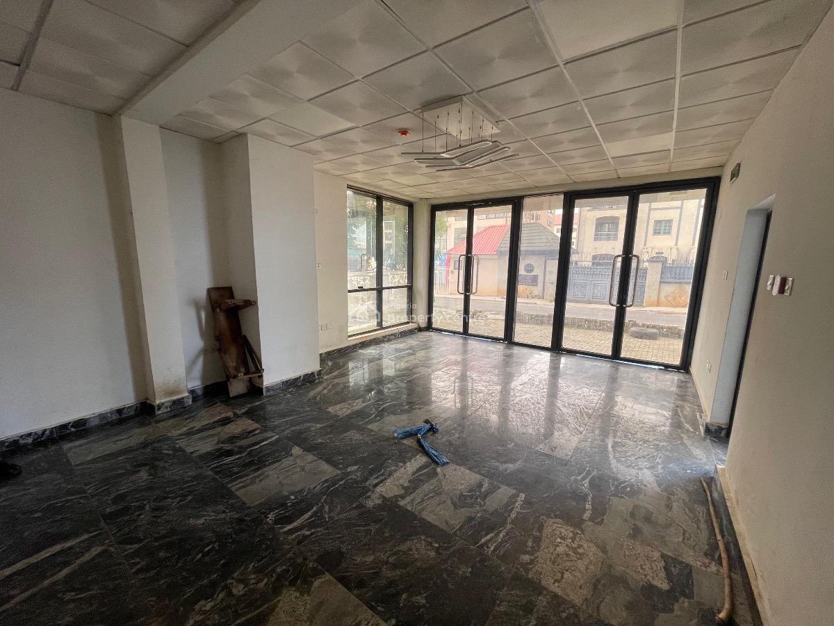 Well Built Office Complex, Wuye, Abuja, Plaza / Complex / Mall for Sale