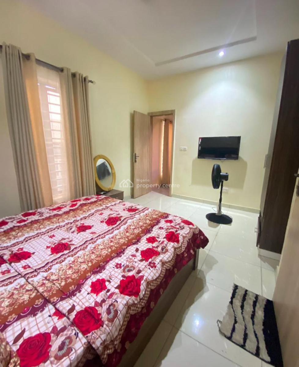 a Room Self Contain, Orchid Road, Lekki, Lagos, Self Contain (single Rooms) for Rent