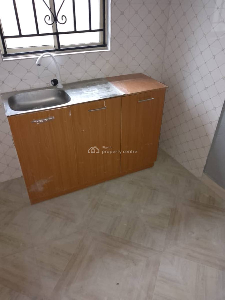 Luxurious Room and Parlour, Close to Express, Ologufe Road, Awoyaya, Ibeju Lekki, Lagos, Mini Flat (room and Parlour) for Rent
