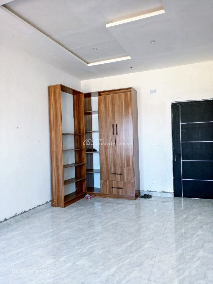 Spacious 2 Bedroom Luxurious Apartment, Ogombo, Ajah, Lagos, Flat / Apartment for Rent