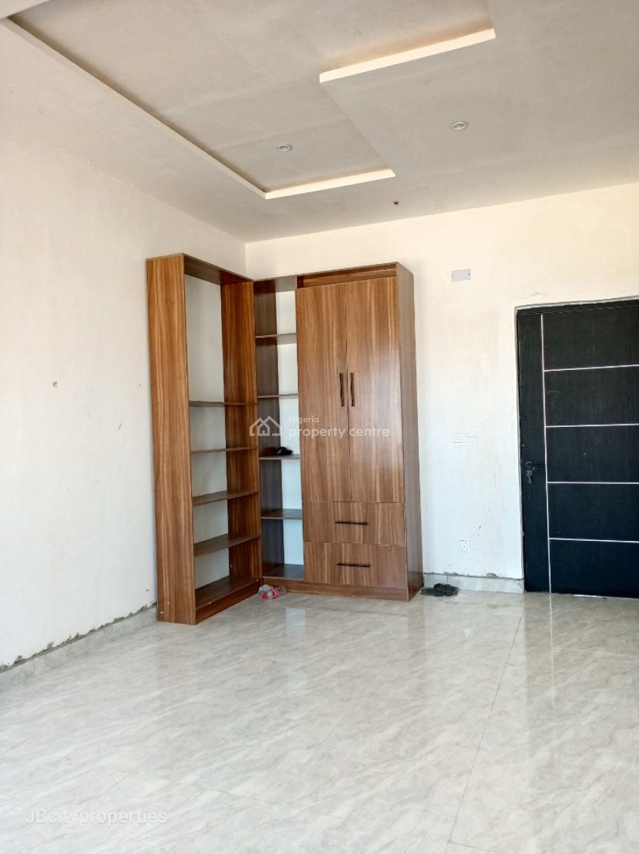 Spacious 2 Bedroom Luxurious Apartment, Ogombo, Ajah, Lagos, Flat / Apartment for Rent