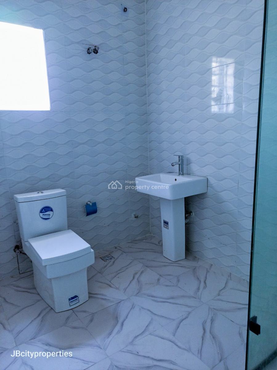 Spacious 2 Bedroom Luxurious Apartment, Ogombo, Ajah, Lagos, Flat / Apartment for Rent