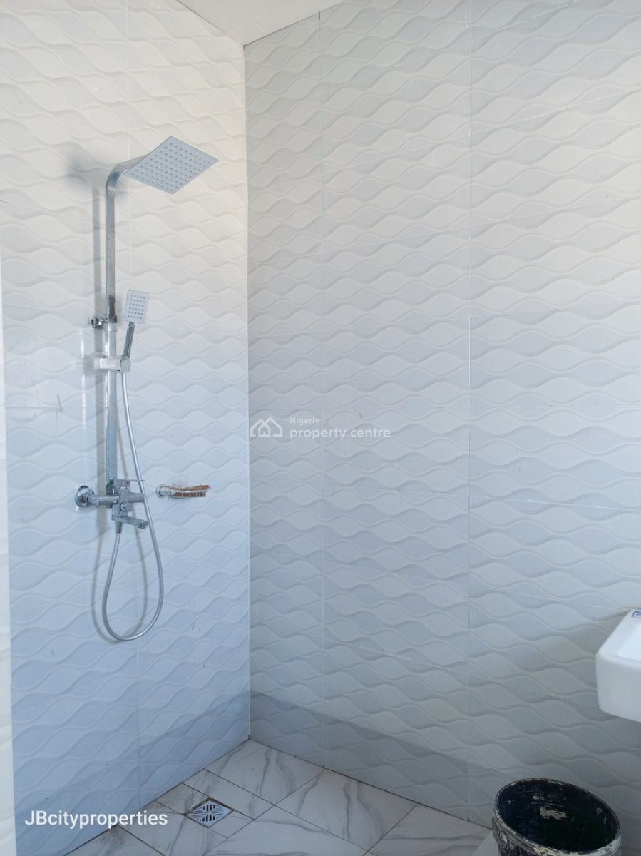 Spacious 2 Bedroom Luxurious Apartment, Ogombo, Ajah, Lagos, Flat / Apartment for Rent