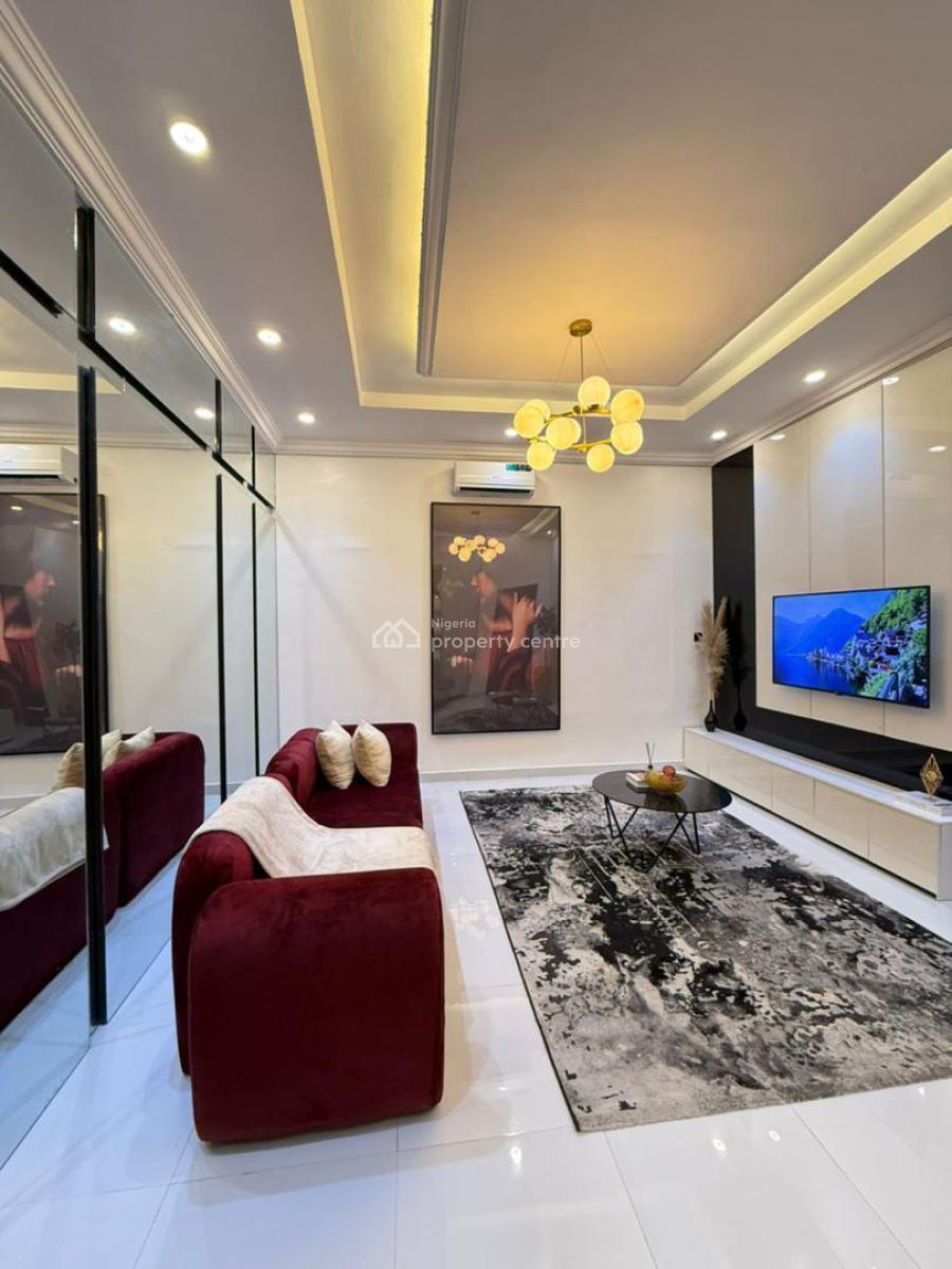 Luxurious 1 Bedroom Apartment with Private Cinema, Osapa, Lekki, Lagos, Mini Flat (room and Parlour) Short Let