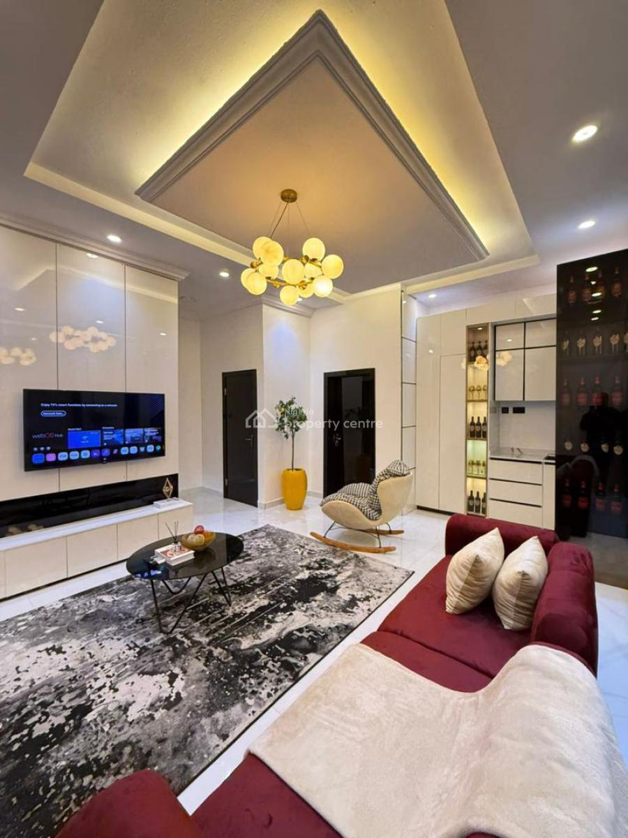 Luxurious 1 Bedroom Apartment with Private Cinema, Osapa, Lekki, Lagos, Mini Flat (room and Parlour) Short Let
