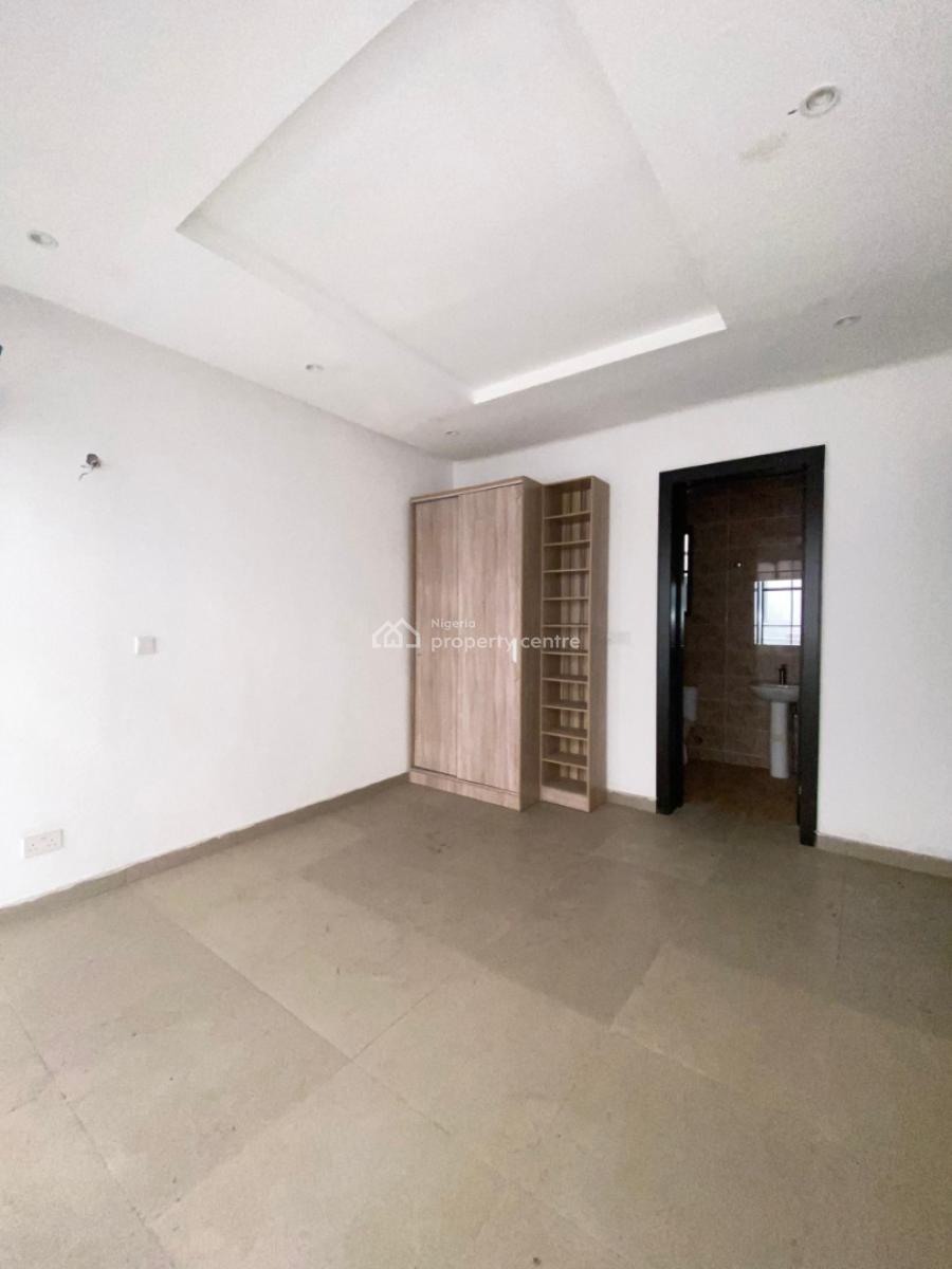 4 Bedroom Terrace Duplex with Bq, Box Room, Berra Estate, Lekki, Lagos, Terraced Duplex for Sale