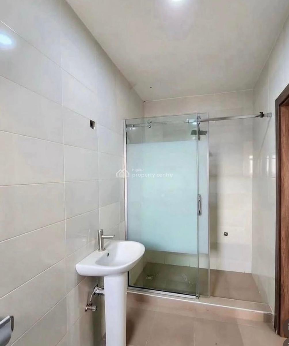 Service 3 Bedroom Flat with Bq, Osapa, Lekki, Lagos, Flat / Apartment for Rent