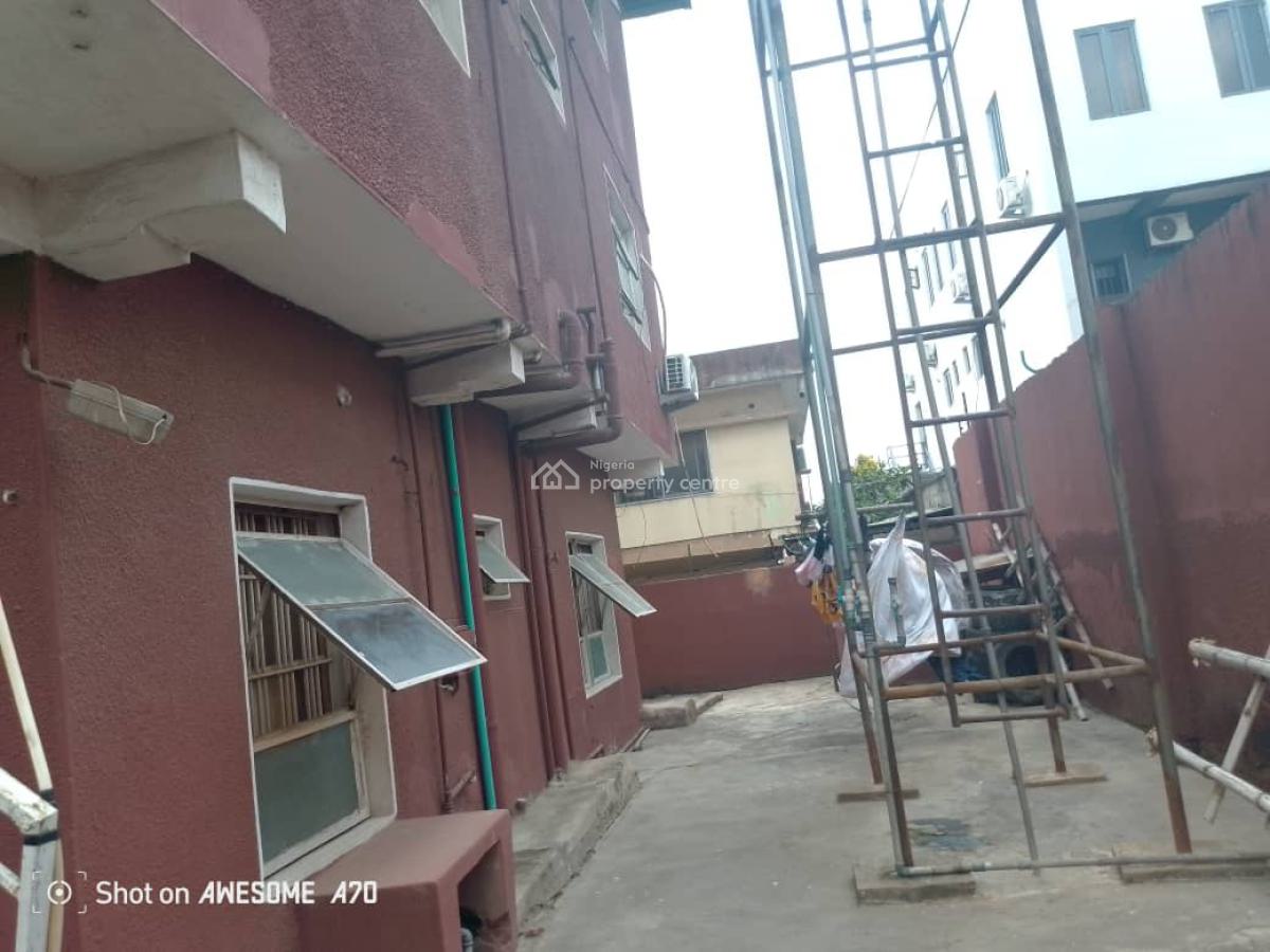 2 Storey Building 16 Flat with Bq on Half Plot, New Castle Estate, Anthony, Maryland, Lagos, Block of Flats for Sale