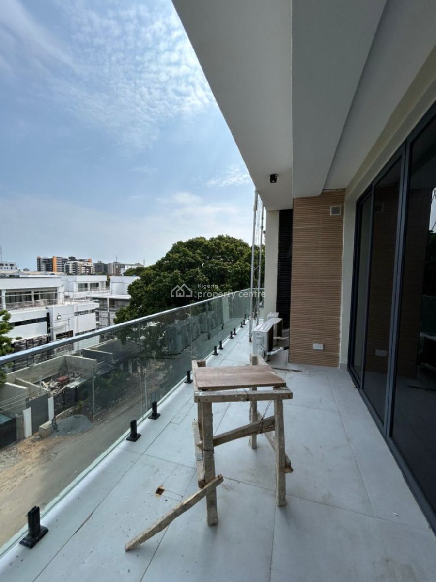 4bedroom in a Secured Serene Environment with Bq and Swimming Pool, Ikoyi, Lagos, Flat / Apartment for Rent