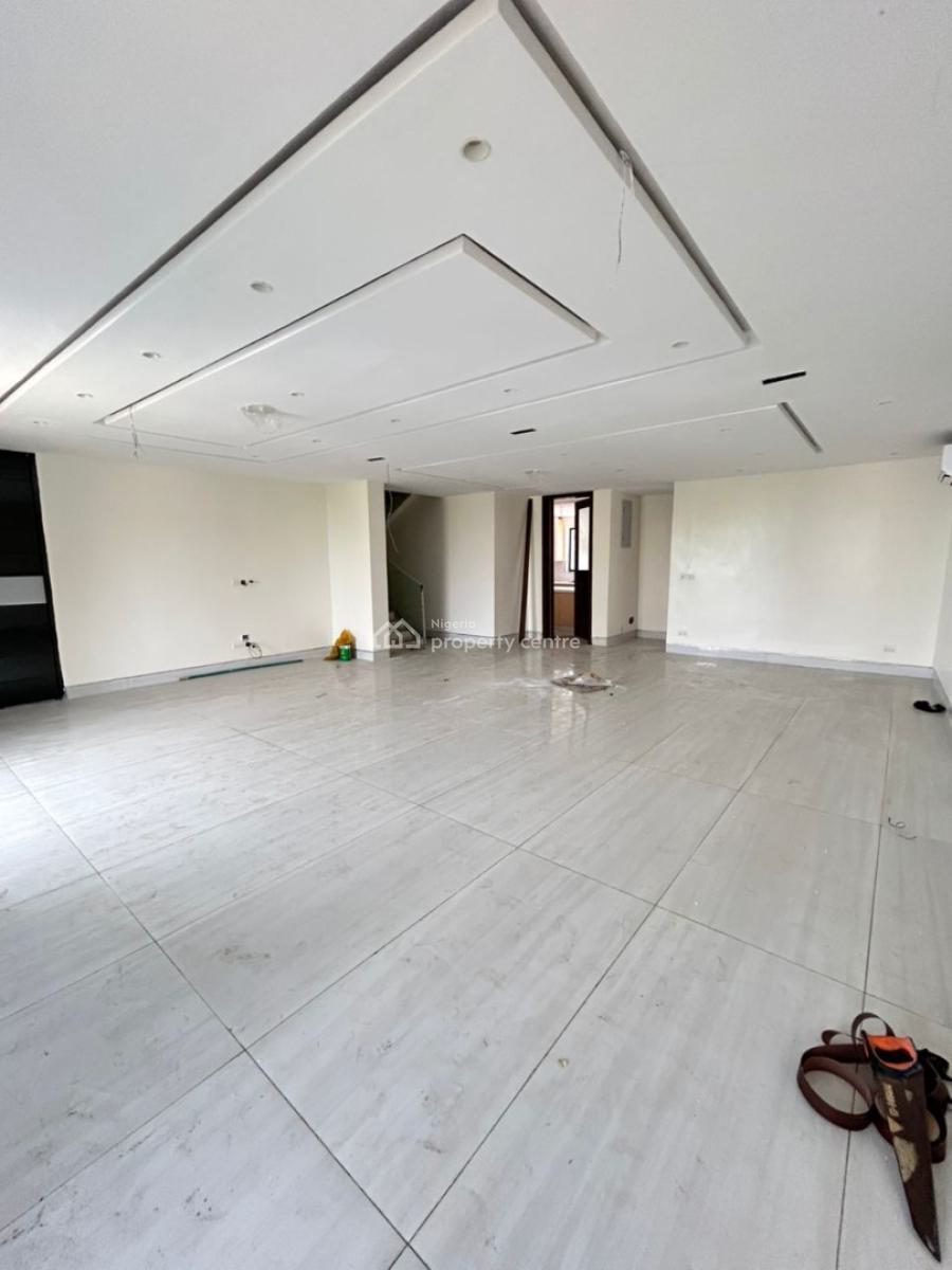 4bedroom in a Secured Serene Environment with Bq and Swimming Pool, Ikoyi, Lagos, Flat / Apartment for Rent
