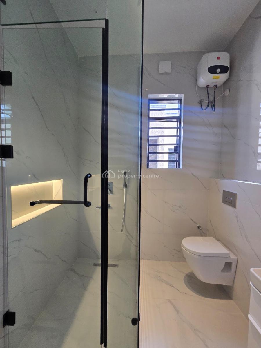 ️ Finely Built 4-bedroom Penthouse Duplex with Bq & Private Elevator, Lekki Phase 1, Lekki, Lagos, Detached Duplex for Sale