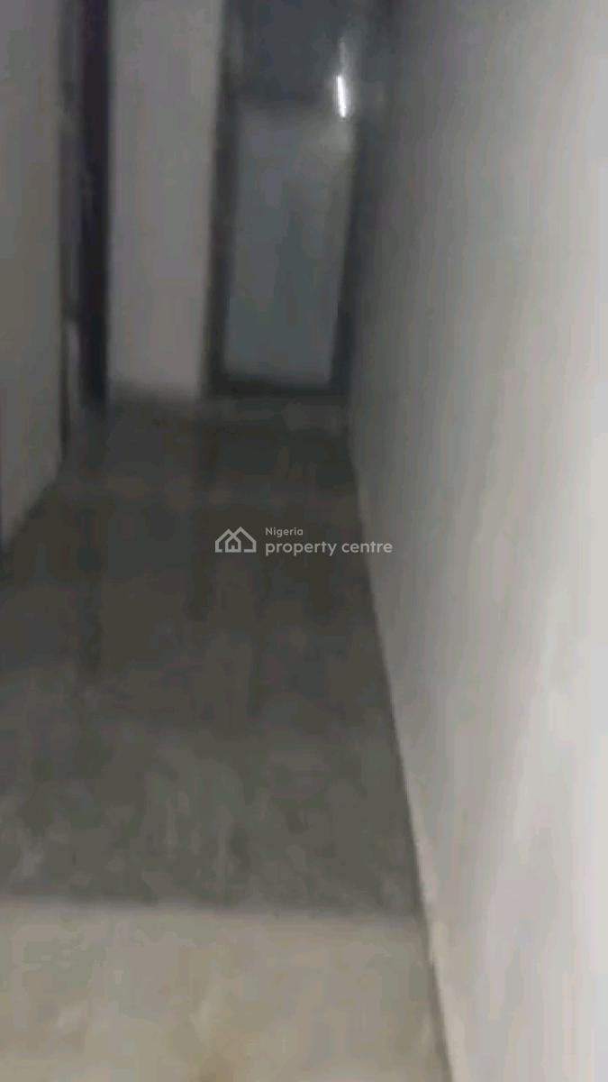 Decent 3 Bedroom Ground Flat All Rooms Ensuite N Guest Toilet, Anthony, Maryland, Lagos, Flat / Apartment for Rent