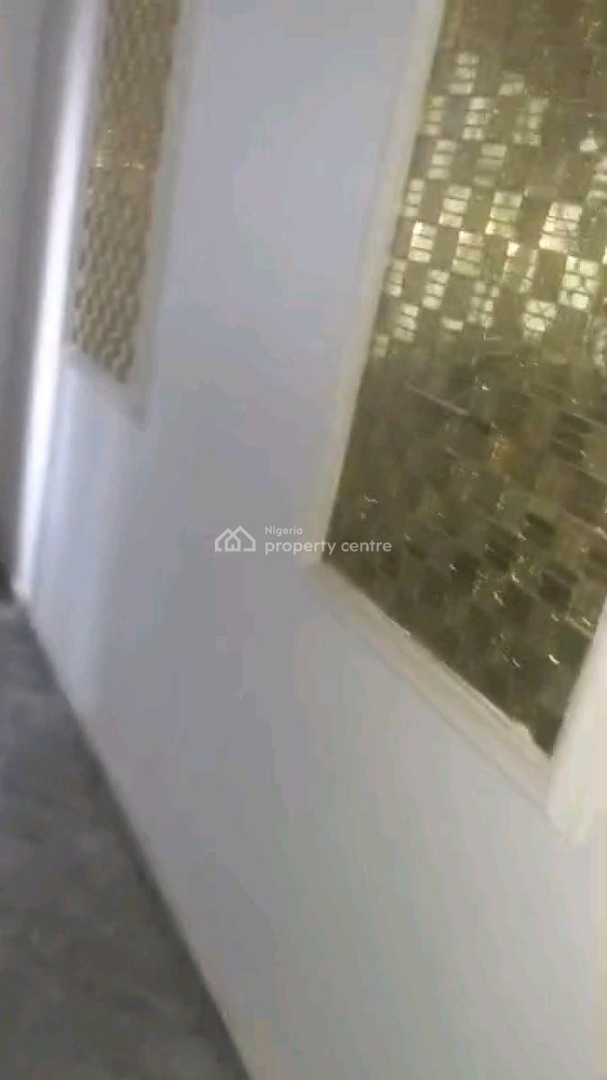 Decent 3 Bedroom Ground Flat All Rooms Ensuite N Guest Toilet, Anthony, Maryland, Lagos, Flat / Apartment for Rent