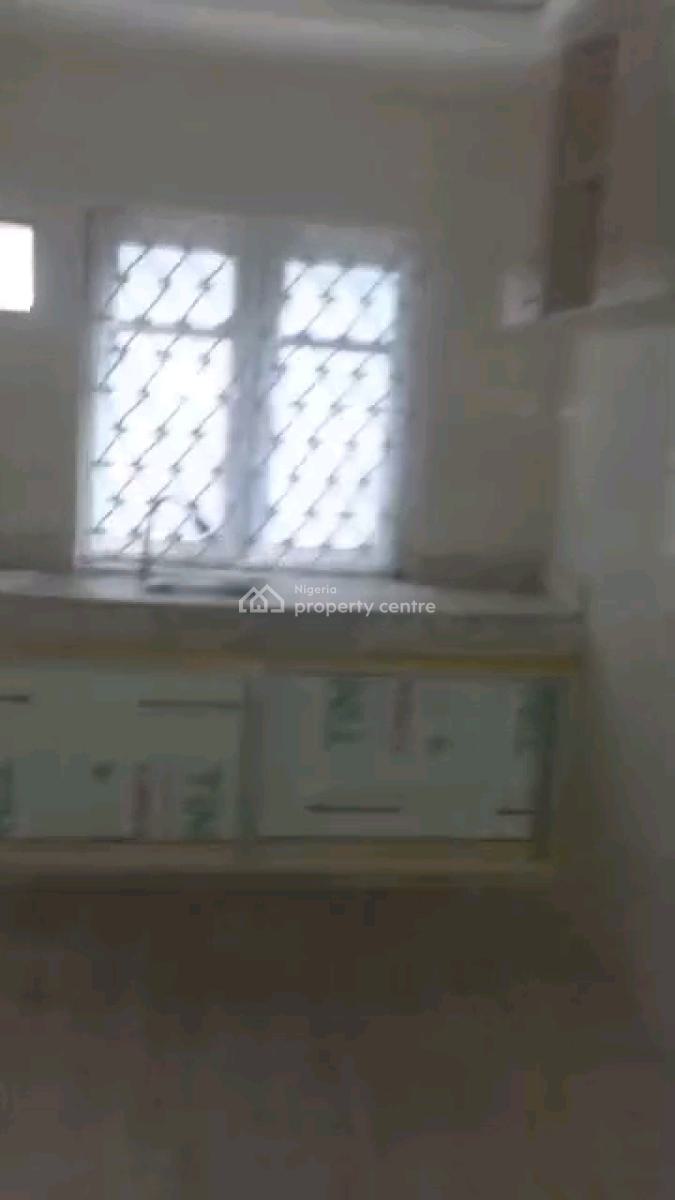 Decent 3 Bedroom Ground Flat All Rooms Ensuite N Guest Toilet, Anthony, Maryland, Lagos, Flat / Apartment for Rent