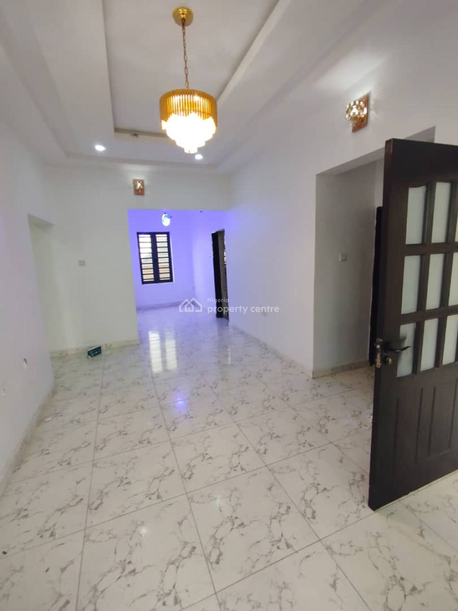 2bedroom Flat in a Secured Estate, Ikate, Lekki, Lagos, Flat / Apartment for Rent