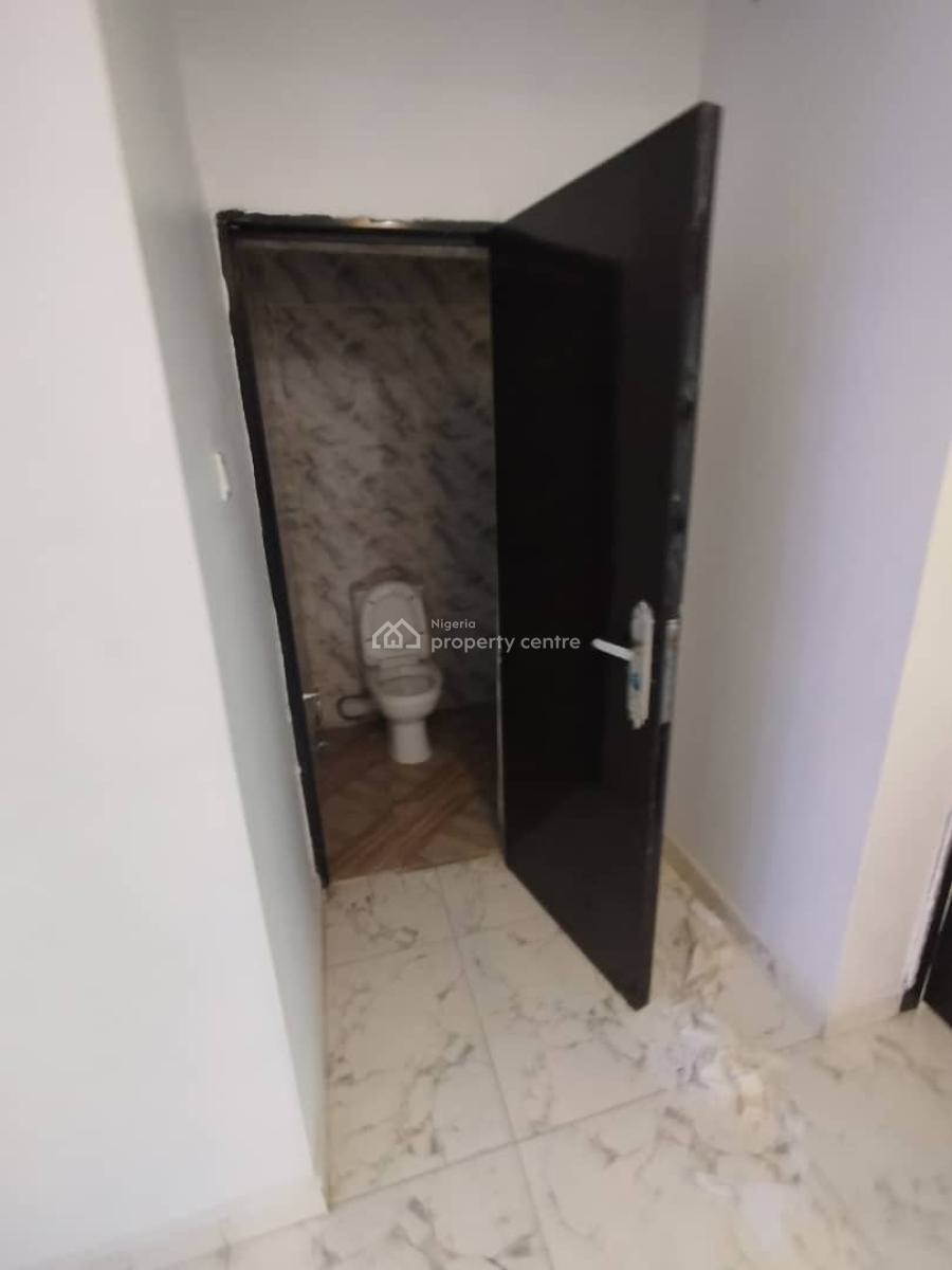 2bedroom Flat in a Secured Estate, Ikate, Lekki, Lagos, Flat / Apartment for Rent