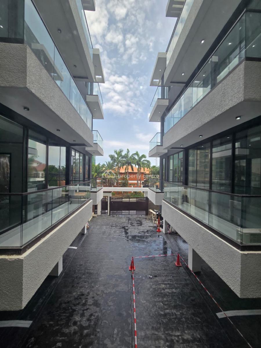 Exquisitely Built 3-bedroom Apartment with Pool, Gym & Elevator  Full, Lekki Phase 1, Lekki, Lagos, Flat / Apartment for Sale