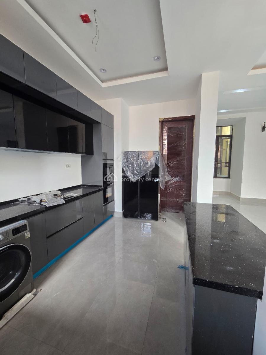 Exquisitely Built 3-bedroom Apartment with Pool, Gym & Elevator  Full, Lekki Phase 1, Lekki, Lagos, Flat / Apartment for Sale