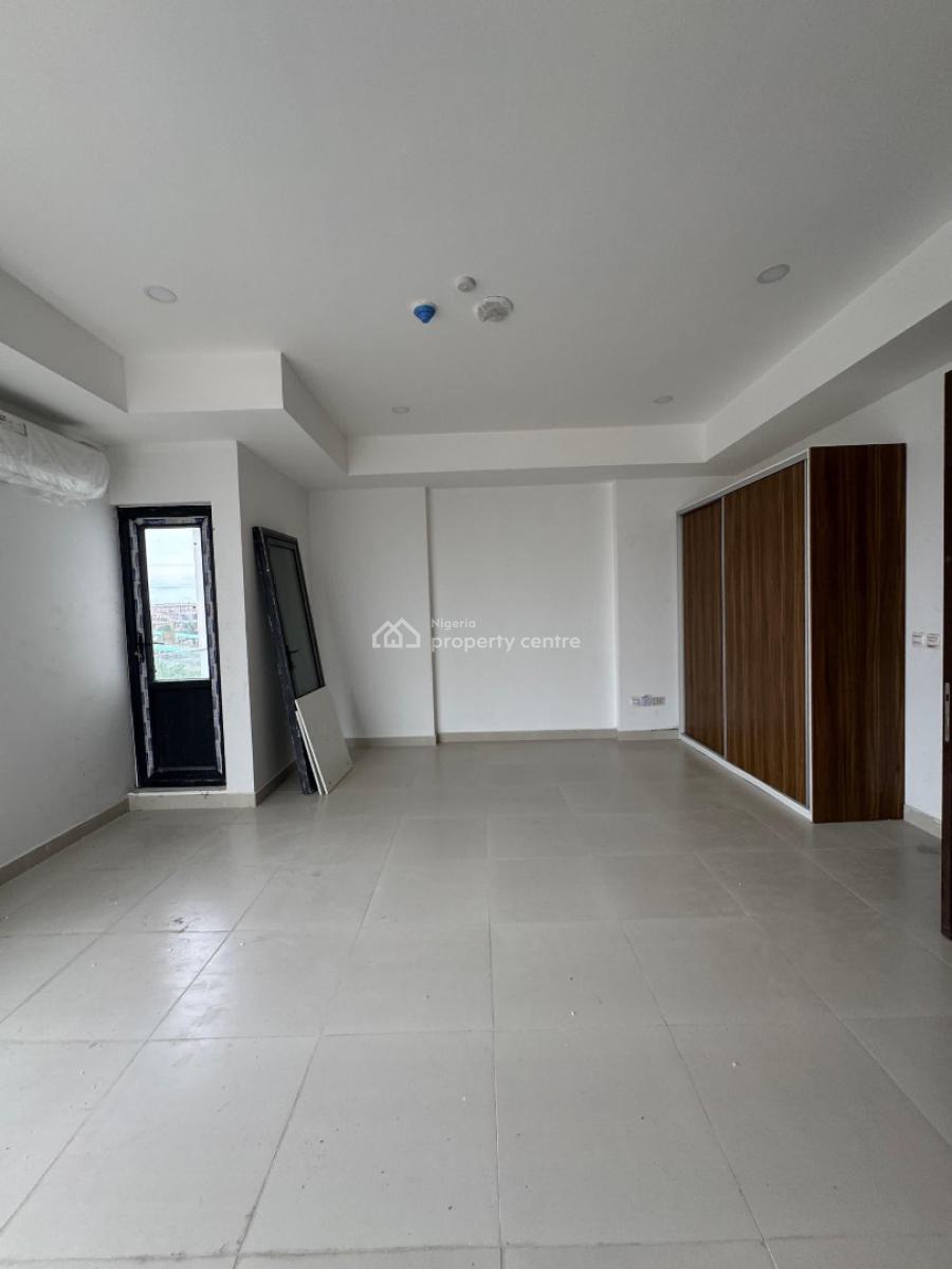 Lovely 3-bedroom Apartment with Suspended Pool, Rooftop Gym & Elevator, Lekki Phase 1, Lekki, Lagos, Flat / Apartment for Sale