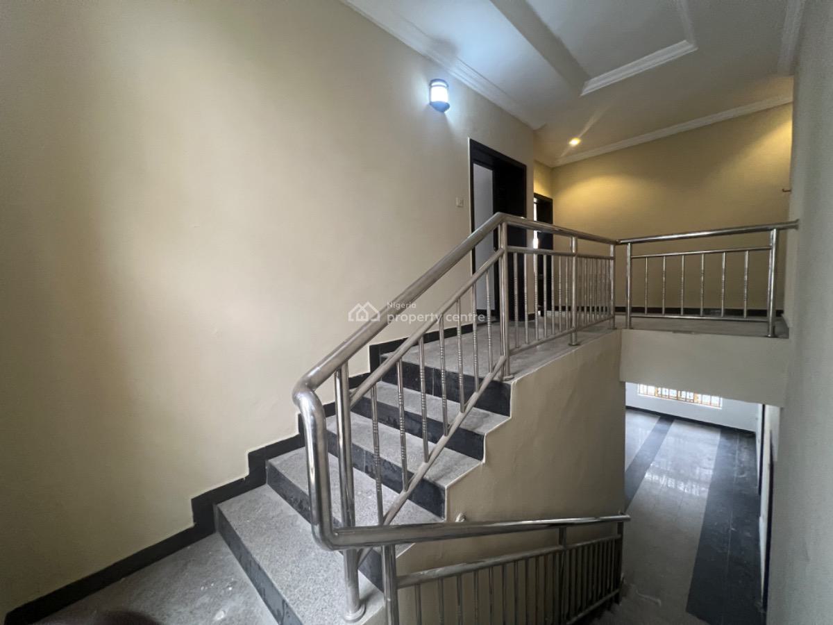 Self Compound 5 Bedrooms  Detached Duplex with Bq, Lekki Phase 1, Lekki, Lagos, Detached Duplex for Rent
