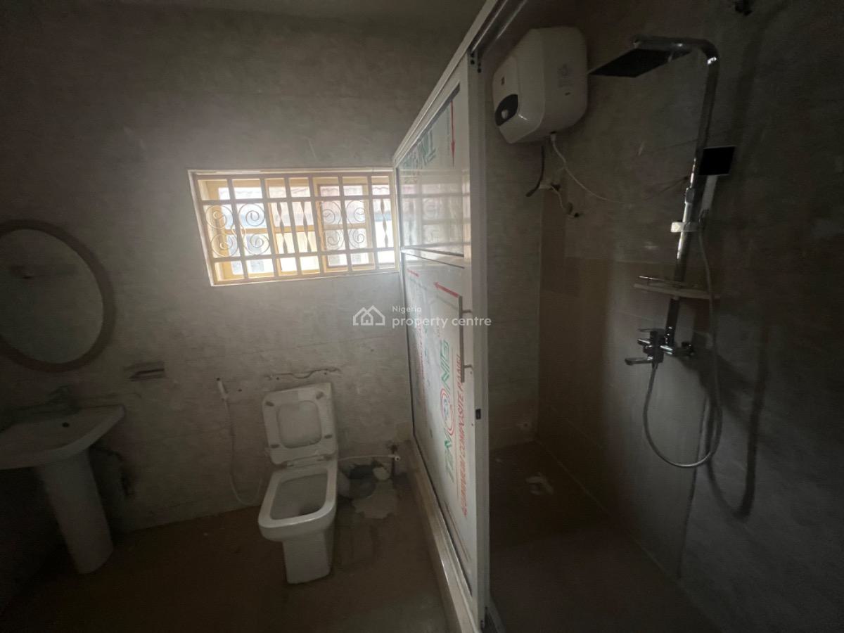 Self Compound 5 Bedrooms  Detached Duplex with Bq, Lekki Phase 1, Lekki, Lagos, Detached Duplex for Rent
