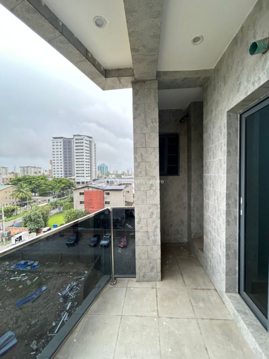 3 Bedroom Flat with Bq on The 4th Floor, Victoria Island (vi), Lagos, Flat / Apartment for Rent