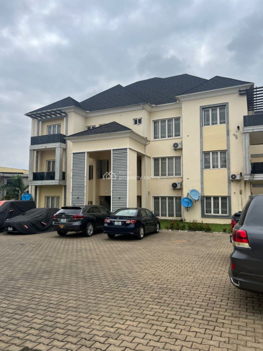 Spacious and Standard 3 Bedroom Apartment in a Serene and Secured Area, Diplomatic Zone, Katampe Extension, Katampe, Abuja, Flat / Apartment for Rent