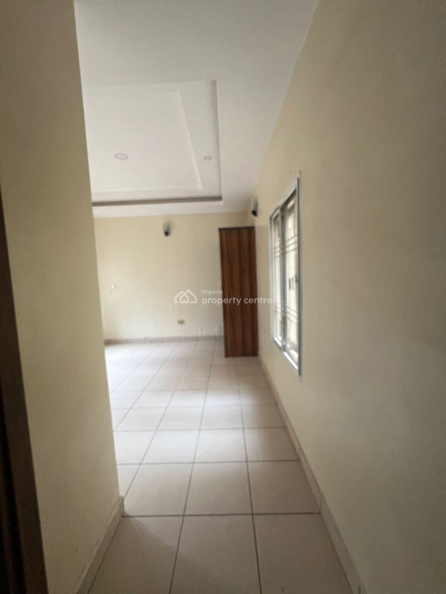 Spacious and Standard 3 Bedroom Apartment in a Serene and Secured Area, Diplomatic Zone, Katampe Extension, Katampe, Abuja, Flat / Apartment for Rent