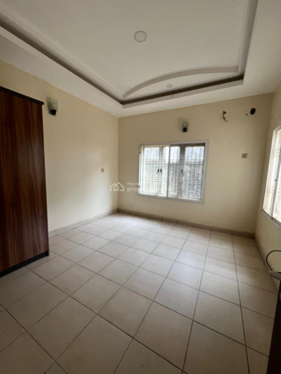 Spacious and Standard 3 Bedroom Apartment in a Serene and Secured Area, Diplomatic Zone, Katampe Extension, Katampe, Abuja, Flat / Apartment for Rent