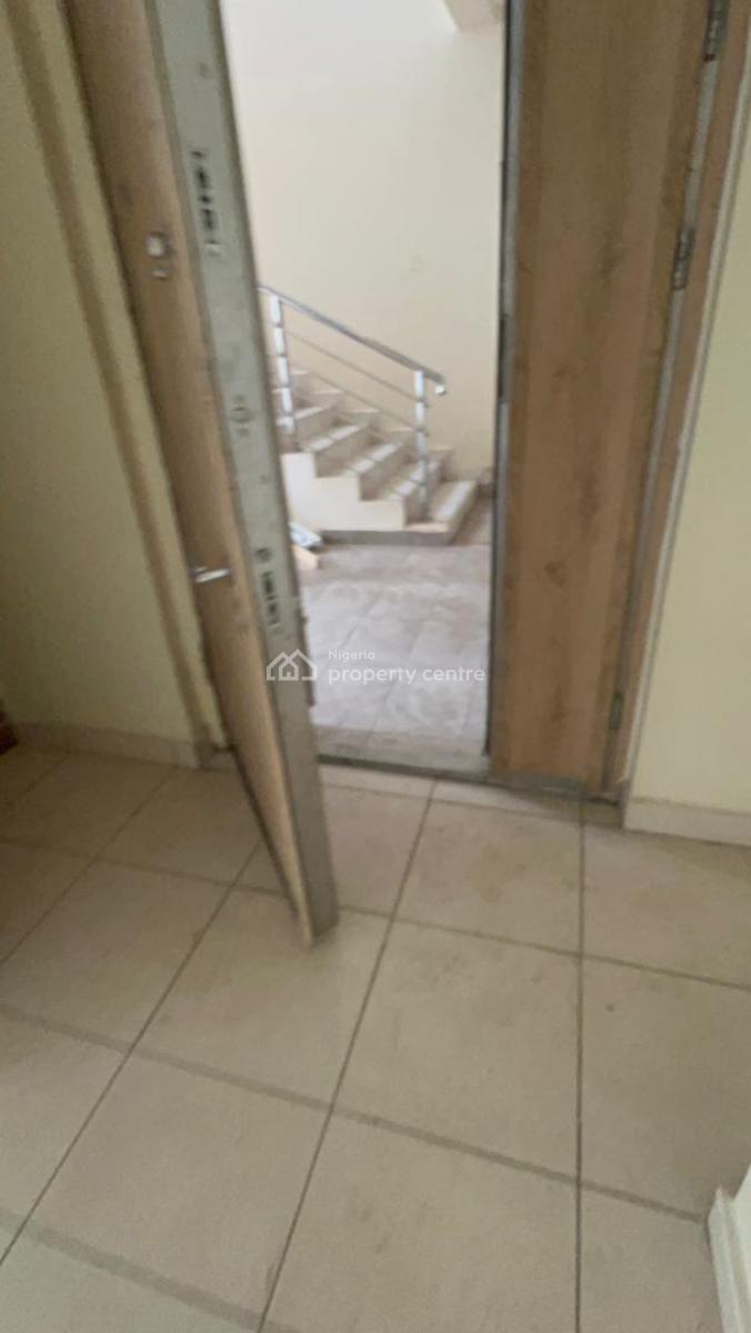 Spacious and Standard 3 Bedroom Apartment in a Serene and Secured Area, Diplomatic Zone, Katampe Extension, Katampe, Abuja, Flat / Apartment for Rent
