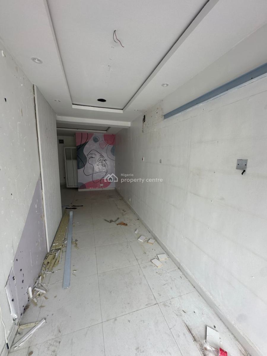Shop Space on Ground Floor, Lekki Phase 1, Lekki, Lagos, Shop for Rent