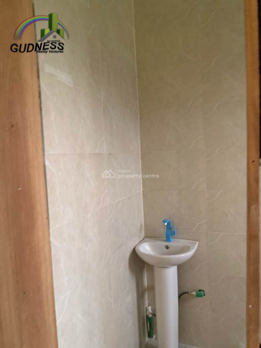 Standard Brand New 2 Bedroom Flat, Lekki Scheme 2, Ajah, Lagos, Flat / Apartment for Rent
