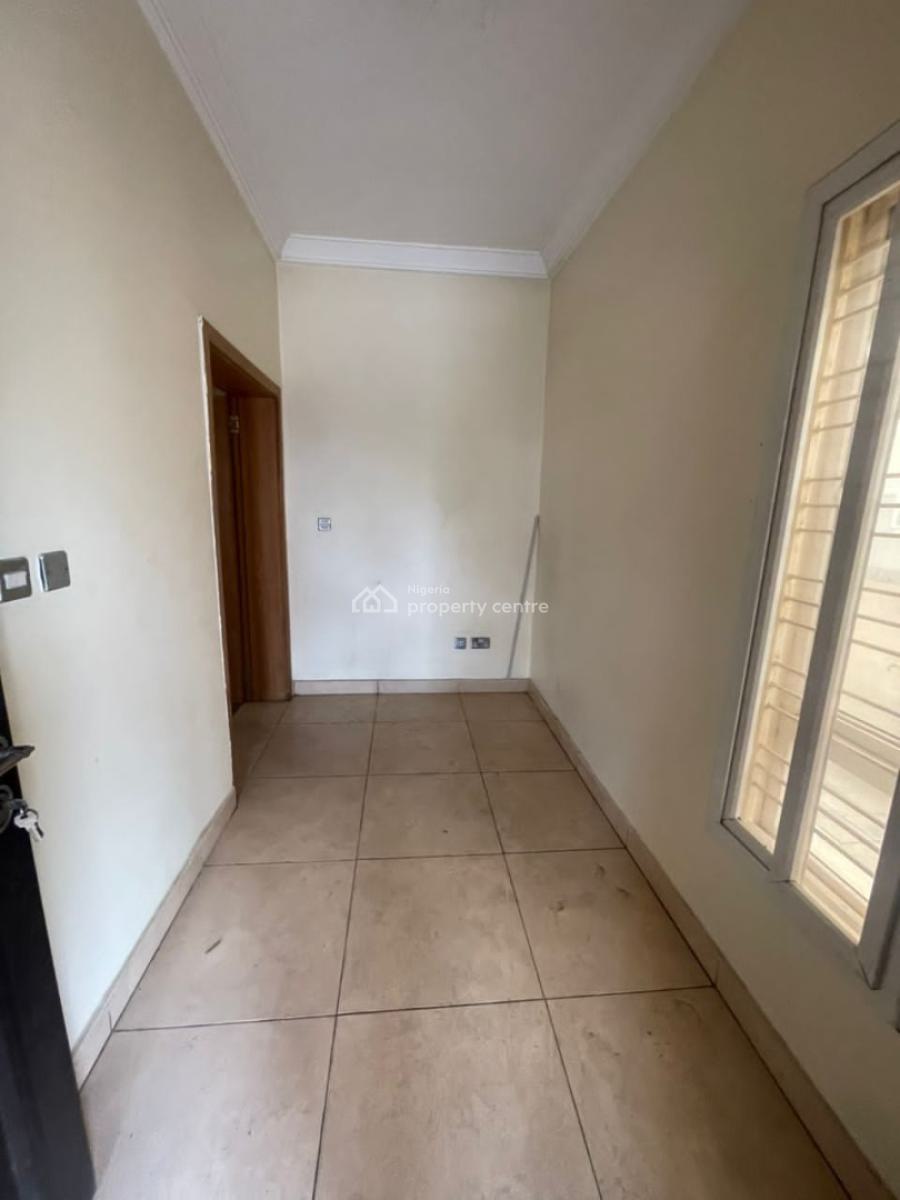 Clean 4 Bedroom Semi Detached Duplex, at Pinnock Beach Estate, Lekki Phase 1, Lekki, Lagos, Semi-detached Duplex for Rent