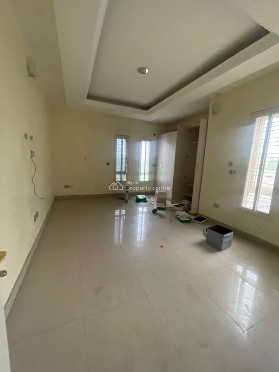 Clean 4 Bedroom Semi Detached Duplex, at Pinnock Beach Estate, Lekki Phase 1, Lekki, Lagos, Semi-detached Duplex for Rent