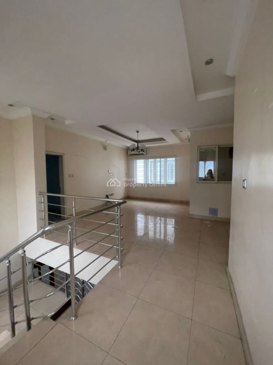 Clean 4 Bedroom Semi Detached Duplex, at Pinnock Beach Estate, Lekki Phase 1, Lekki, Lagos, Semi-detached Duplex for Rent