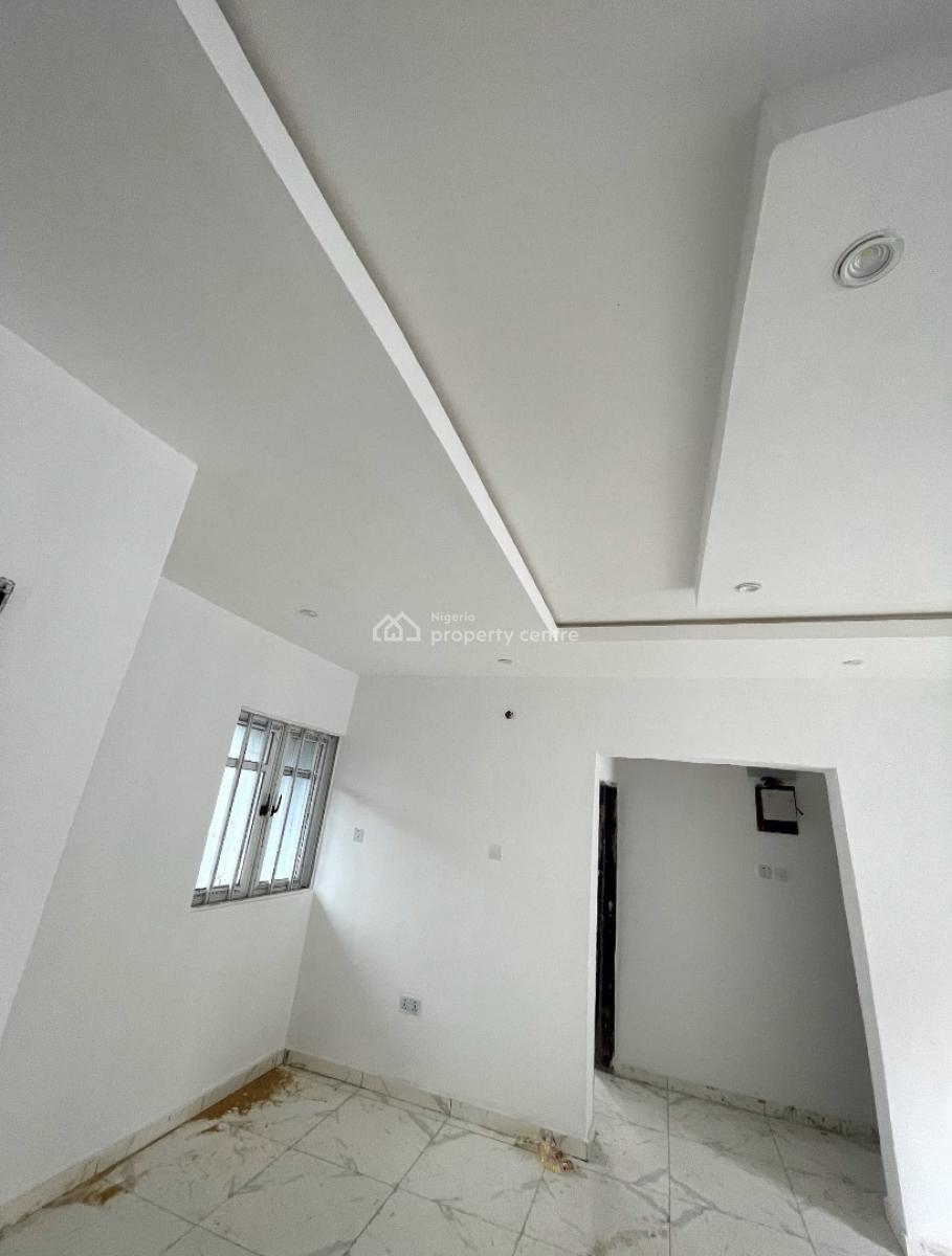 Classic Two Bedroom Apartment, After Blenco, Sangotedo, Ajah, Lagos, Flat / Apartment for Rent