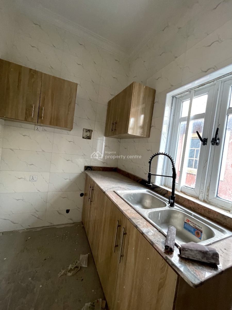 Classic Two Bedroom Apartment, After Blenco, Sangotedo, Ajah, Lagos, Flat / Apartment for Rent