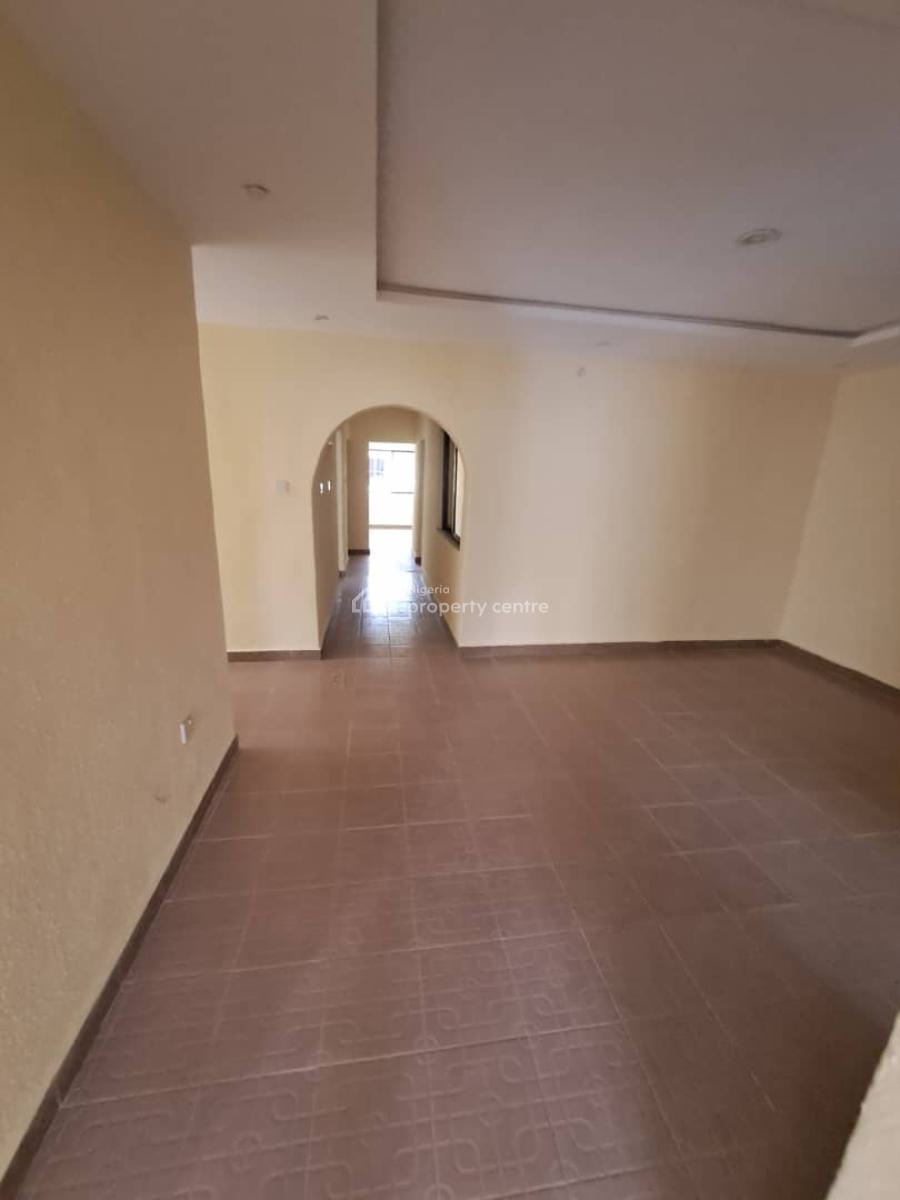 Newly Renovated Spacious 3 Bedroom Flat at Omole Phase 2 Ikeja Lagos, Omole Phase 2, Ikeja, Lagos, Flat / Apartment for Rent