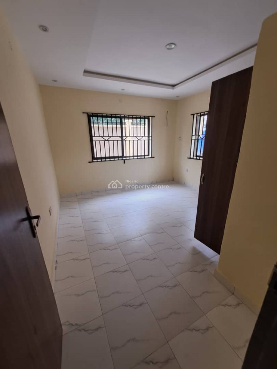 Newly Renovated Spacious 3 Bedroom Flat at Omole Phase 2 Ikeja Lagos, Omole Phase 2, Ikeja, Lagos, Flat / Apartment for Rent