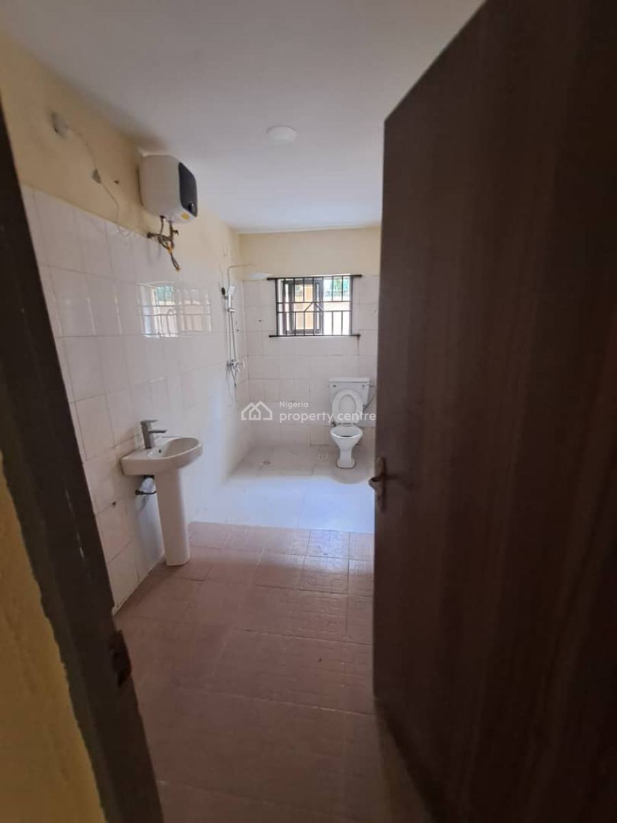 Newly Renovated Spacious 3 Bedroom Flat at Omole Phase 2 Ikeja Lagos, Omole Phase 2, Ikeja, Lagos, Flat / Apartment for Rent