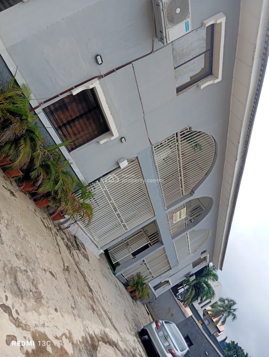 Portable 2bed Bungalow Behind The Main Upstairs, By Beer Barn Wuse 2 Abuja, Wuse 2, Abuja, Flat / Apartment for Rent