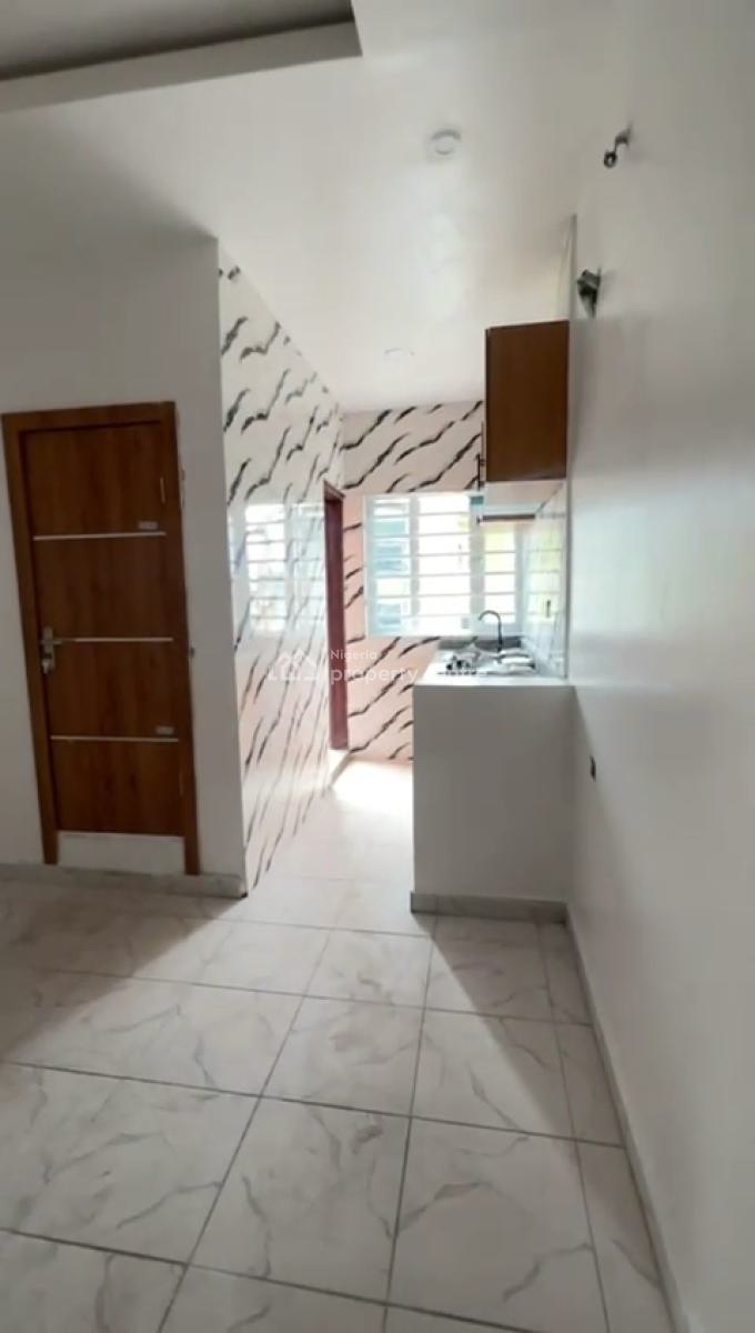 Lovely Self Contain Room, Upstairs with Heat Extrator, Off Pedro Road, Palmgrove, Shomolu, Lagos, Self Contain (single Rooms) for Rent