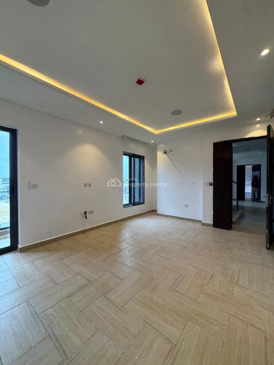 Spacious 2 Bedroom Apartment with a Bq, Ikate, Lekki, Lagos, Flat / Apartment for Sale