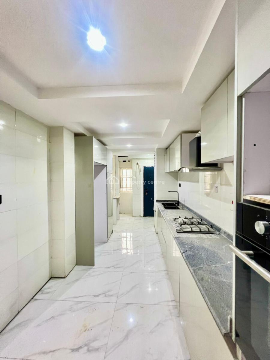 Spacious 3 Bedroom Apartment with Swimming Pool and Gym, Ikoyi, Lagos, Flat / Apartment for Rent