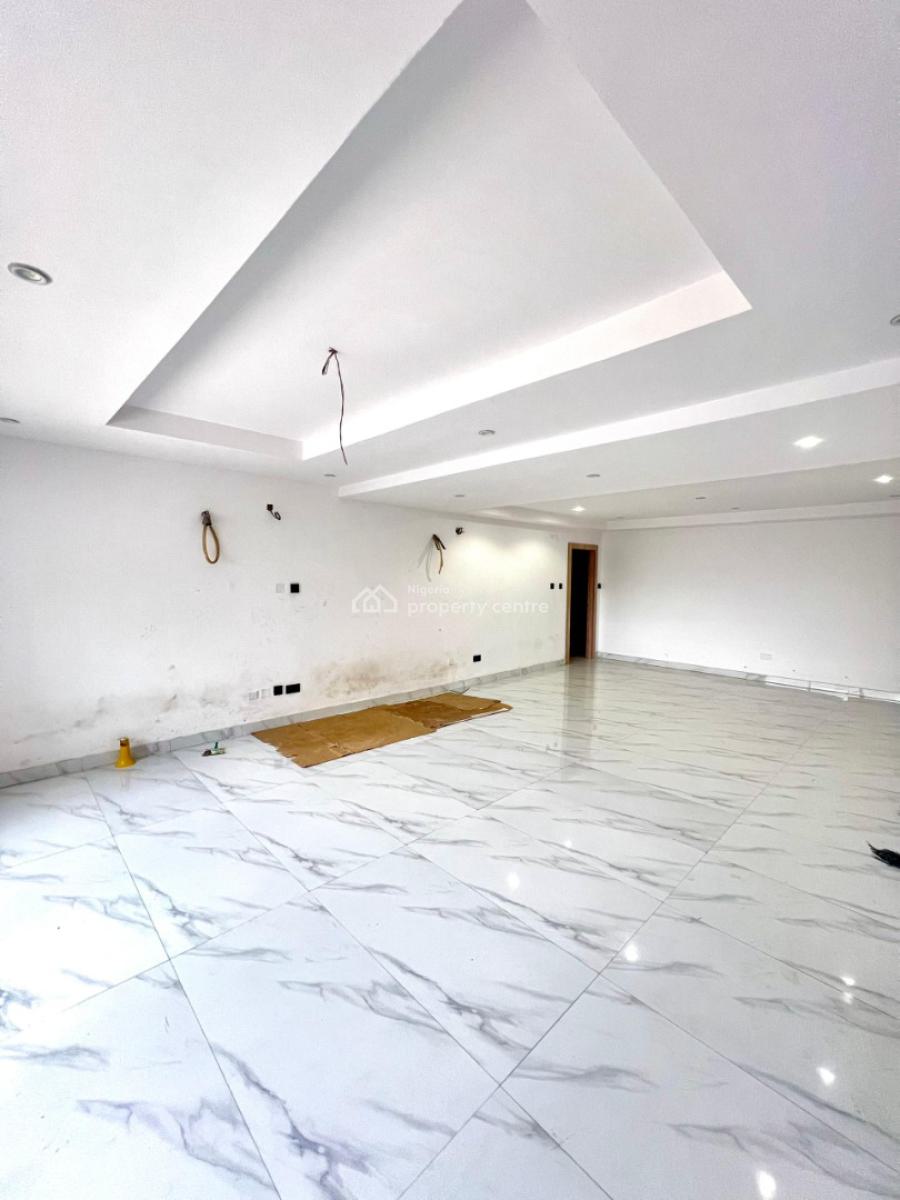 Spacious 3 Bedroom Apartment with Swimming Pool and Gym, Ikoyi, Lagos, Flat / Apartment for Rent