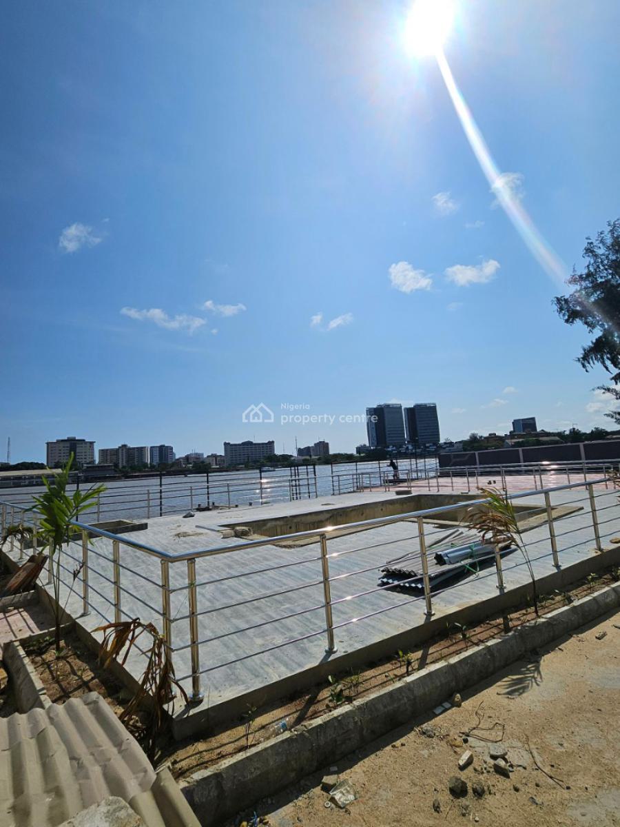 Spacious 3 Bedroom Apartment with Swimming Pool and Gym, Ikoyi, Lagos, Flat / Apartment for Rent