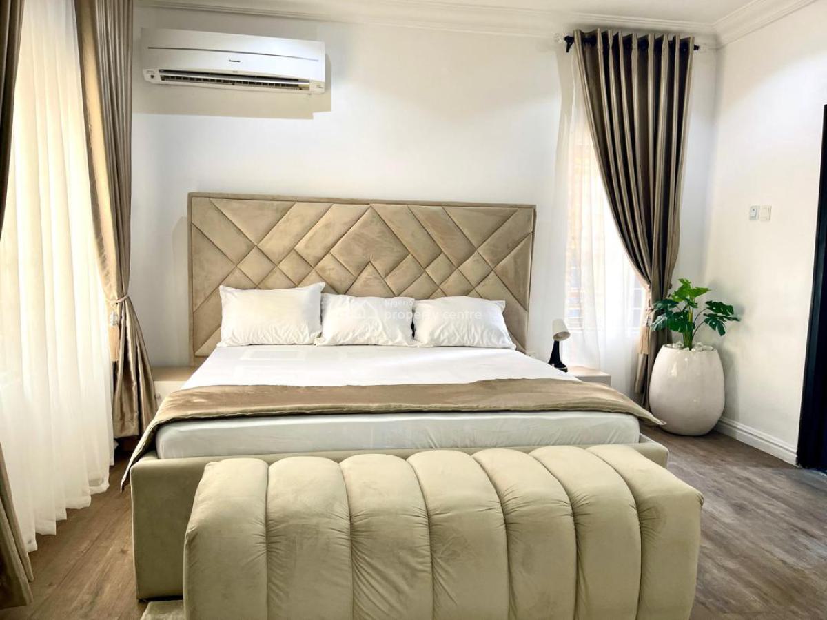 Furnished 3 Bedroom Fully Serviced Apartment with Bq, Off Admiralty Road, Lekki Phase 1, Lekki, Lagos, Flat / Apartment for Rent