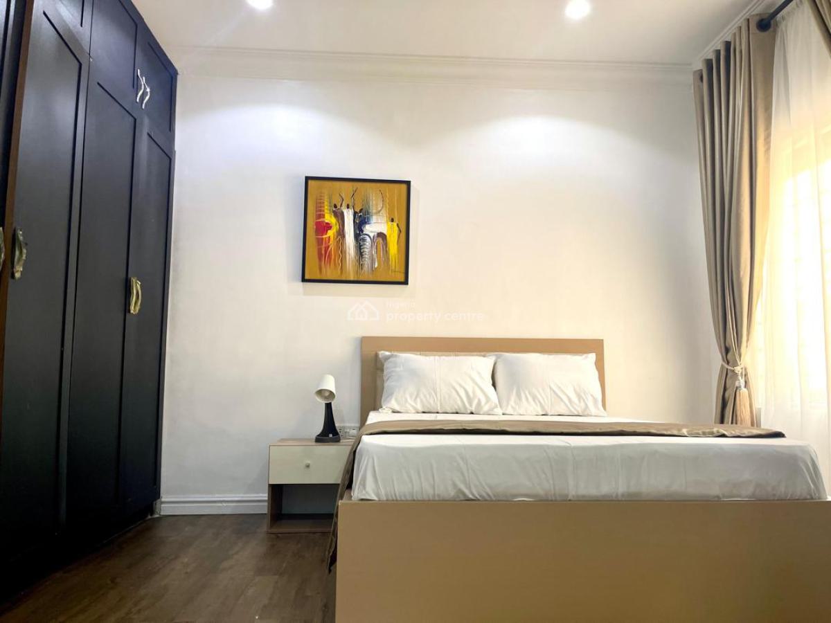 Furnished 3 Bedroom Fully Serviced Apartment with Bq, Off Admiralty Road, Lekki Phase 1, Lekki, Lagos, Flat / Apartment for Rent