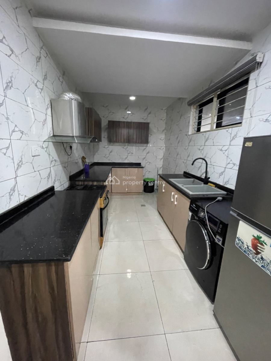 2 Bedroom Apartments, It Can Be Unfurnished, Inside Estate Lekki Right, Lekki Phase 1, Lekki, Lagos, Flat / Apartment for Rent