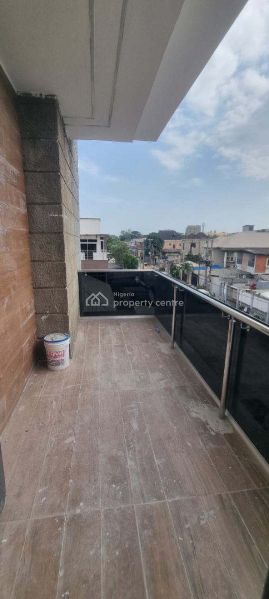 Astonished 5-bedroom Detached Duplex with Bq, Adeniyi Jones, Ikeja, Lagos, Detached Duplex for Sale